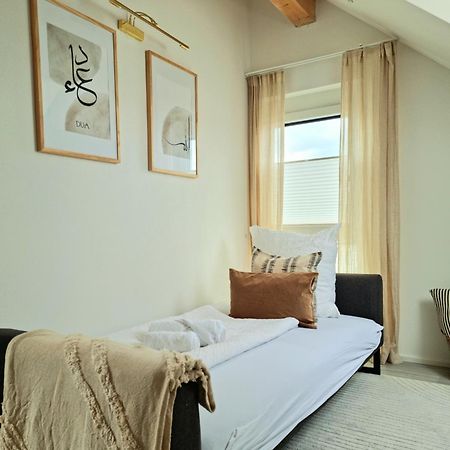 Homestay-Stylish, Zentral- Loft Apartment-Parking Ingolstadt Exterior foto