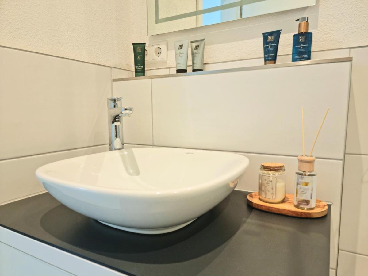 Homestay-Stylish, Zentral- Loft Apartment-Parking Ingolstadt Exterior foto